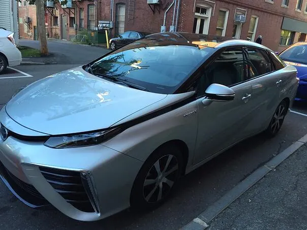 トヨタの水素カー「MIRAI」に乗ってみた | 株式会社Sprocket