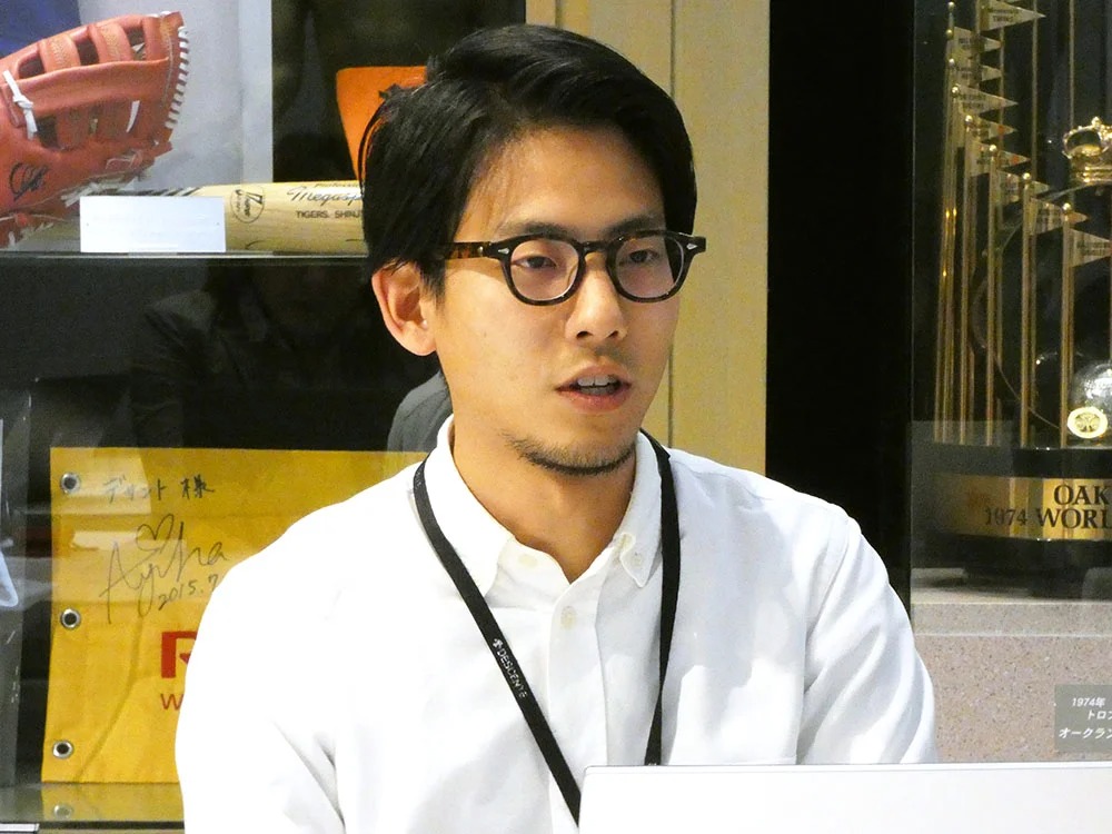 写真：デサントジャパン株式会社 リテール部 EC運営課 川勝 祐甫氏