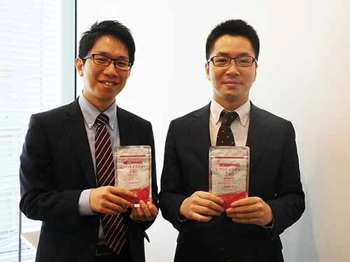写真：株式会社トウ・キユーピー通信販売部 課長 井上泰孝氏と並木侑一氏