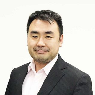 写真：シニアコンサルタント　榎原 直人
