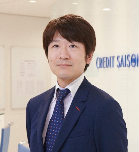 写真：株式会社クレディセゾン　デジタルサービス部 課長　鈴木 泰明 氏